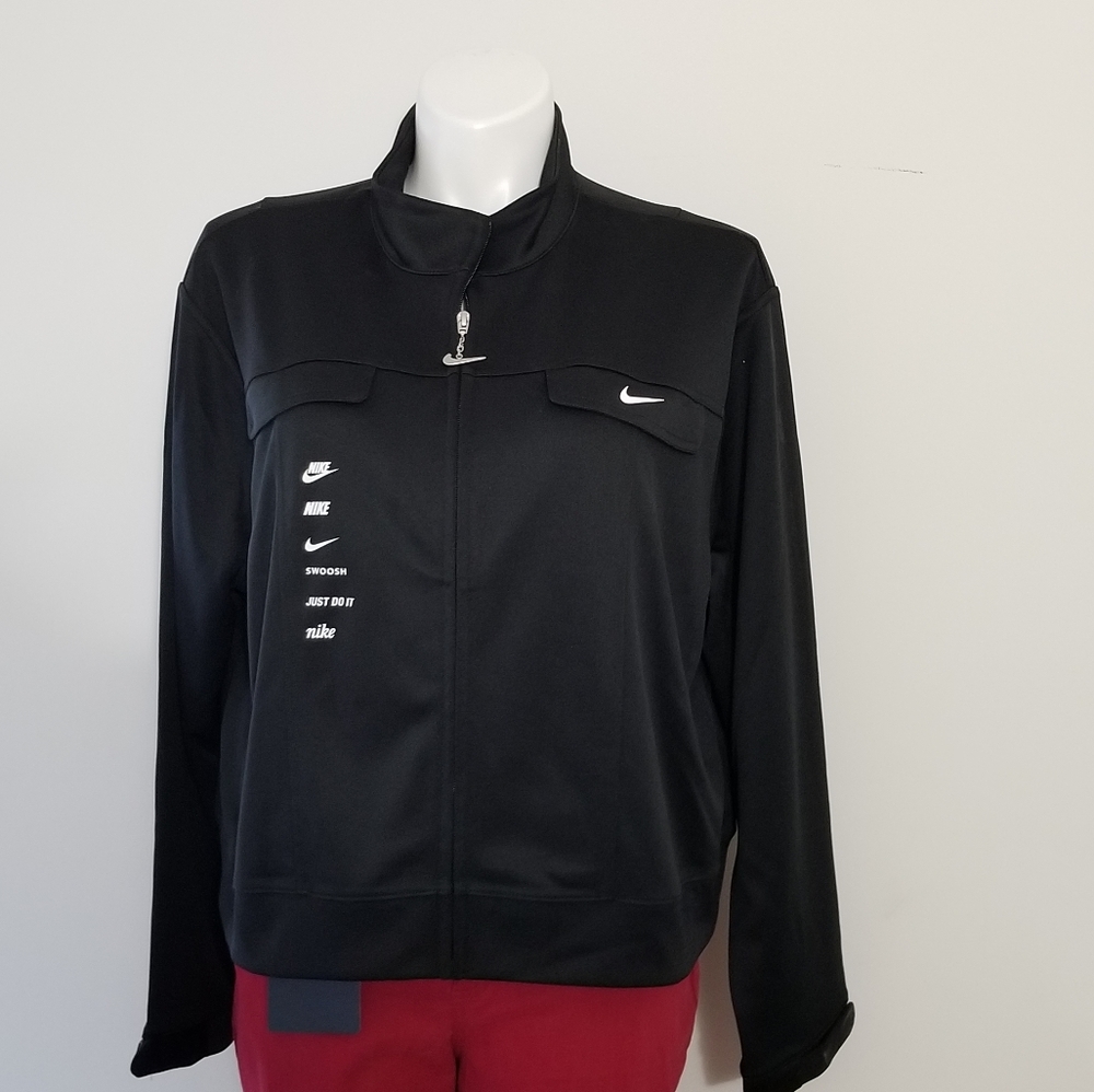 NIKE PLUS SIZE TRACK JACKET (NWT)